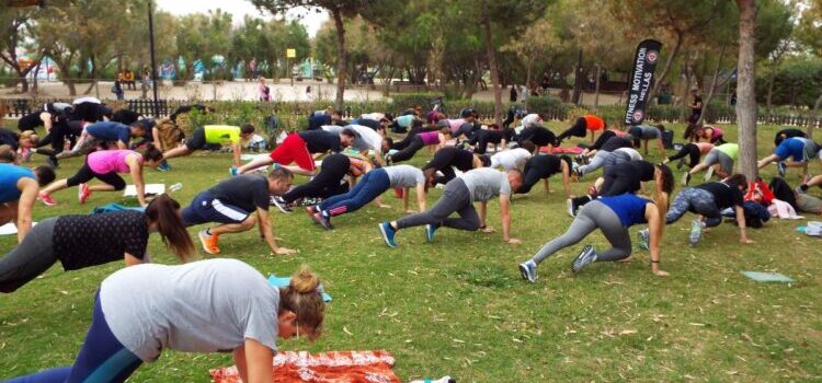 ΚΑΛΕΣΜΑ ΓΥΜΝΑΣΤΙΚΗΣ ΣΤΗΝ ΥΠΑΙΘΡΟ